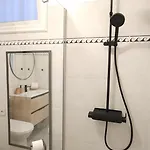 Tms Veramar2, Seafront, Ac, Pool & Parking * ארונה