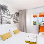 דירה Tms Veramar2, Seafront, Ac, Pool & Parking *