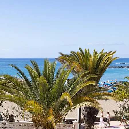 Tms Veramar2, Seafront, Ac, Pool & Parking דירה