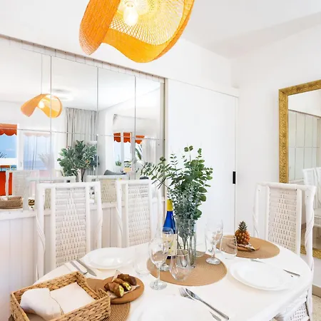 Tms Veramar2, Seafront, Ac, Pool & Parking Appartamento *