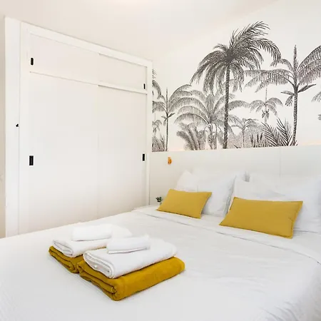 Apartment Tms Veramar2,budget, Seafront, Pool And Parking Arona (Tenerife)
